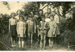 Cadettes, 1942 - 01 / Visuel : D.R.