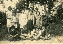 Cadettes, 1942 - 02 / Visuel : D.R.