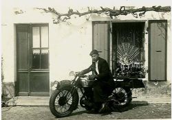 La boulangerie Debord, à l'entrée du bourg, à gauche, en venant de Royan, 1936 / Visuel : D.R.