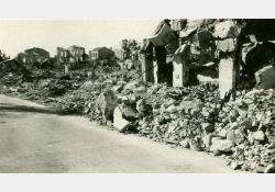 Photos prise après le bombardement de Royan - Boulevard Botton / Visuel : D.R.
