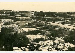 Visuel : D.R. Photos prise après le bombardement de Royan - Carte postale