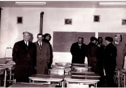 Inauguration de l'école de Breuillet en 1961 (le maire, Abel Guérin) / Visuel : D.R.