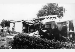 Maison détruite par un accident de camion - 01 / Photo : Serge Roy