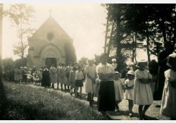 Procession au domaine de Taupignac - 04 / Visuel : D.R.